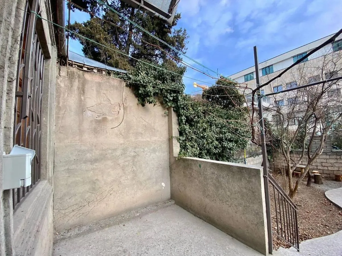 A Sweet Home With A Garden In The Heart Of Tbilisi