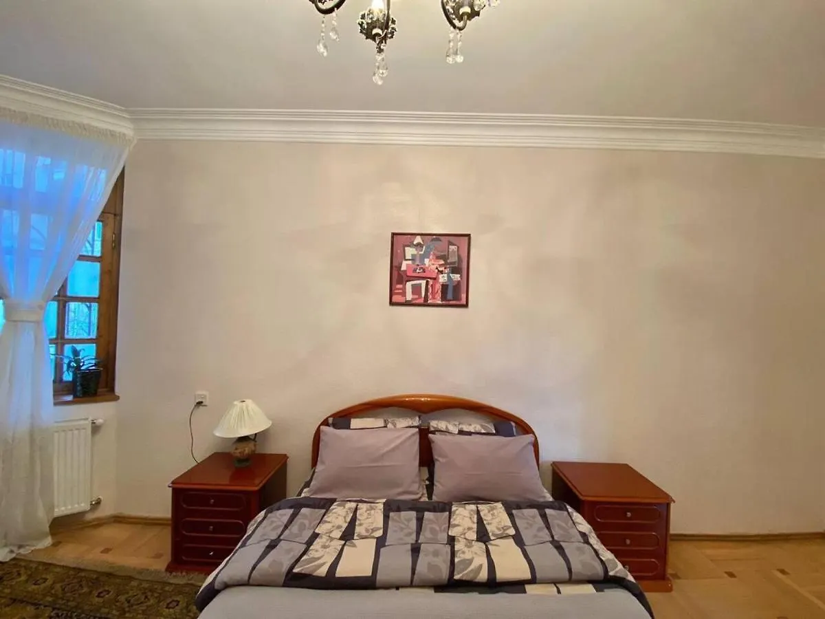 A Sweet Home With A Garden In The Heart Of Tbilisi Casa vacanze