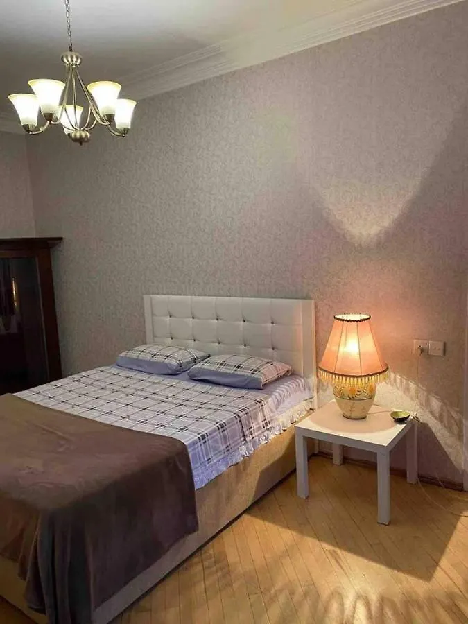 A Sweet Home With A Garden In The Heart Of Tbilisi