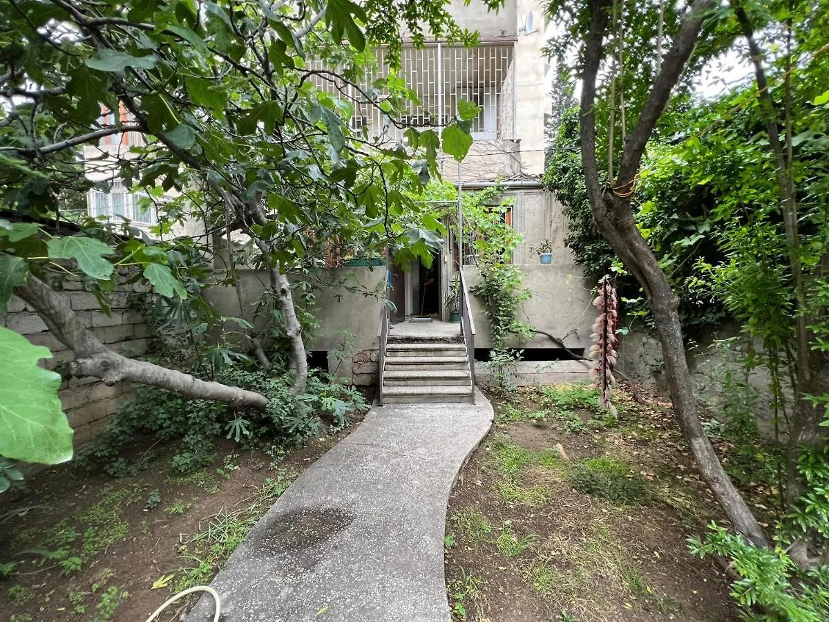 Casa vacanze A Sweet Home With A Garden In The Heart Of Tbilisi