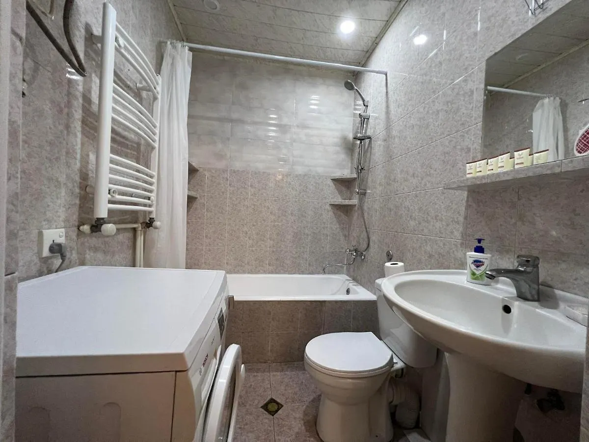 A Sweet Home With A Garden In The Heart Of Tbilisi