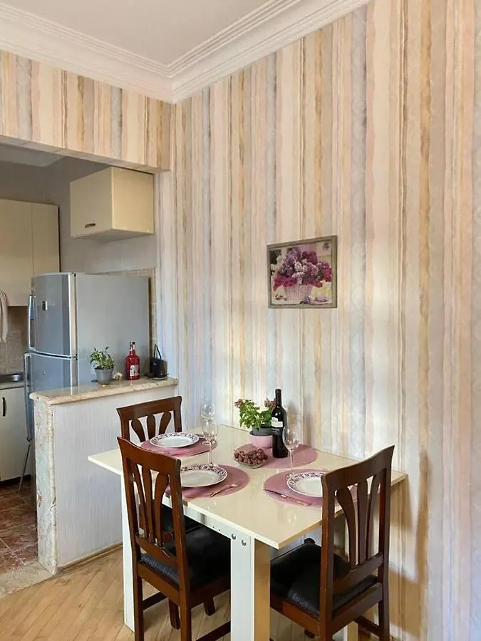 A Sweet Home With A Garden In The Heart Of Tbilisi 0*,