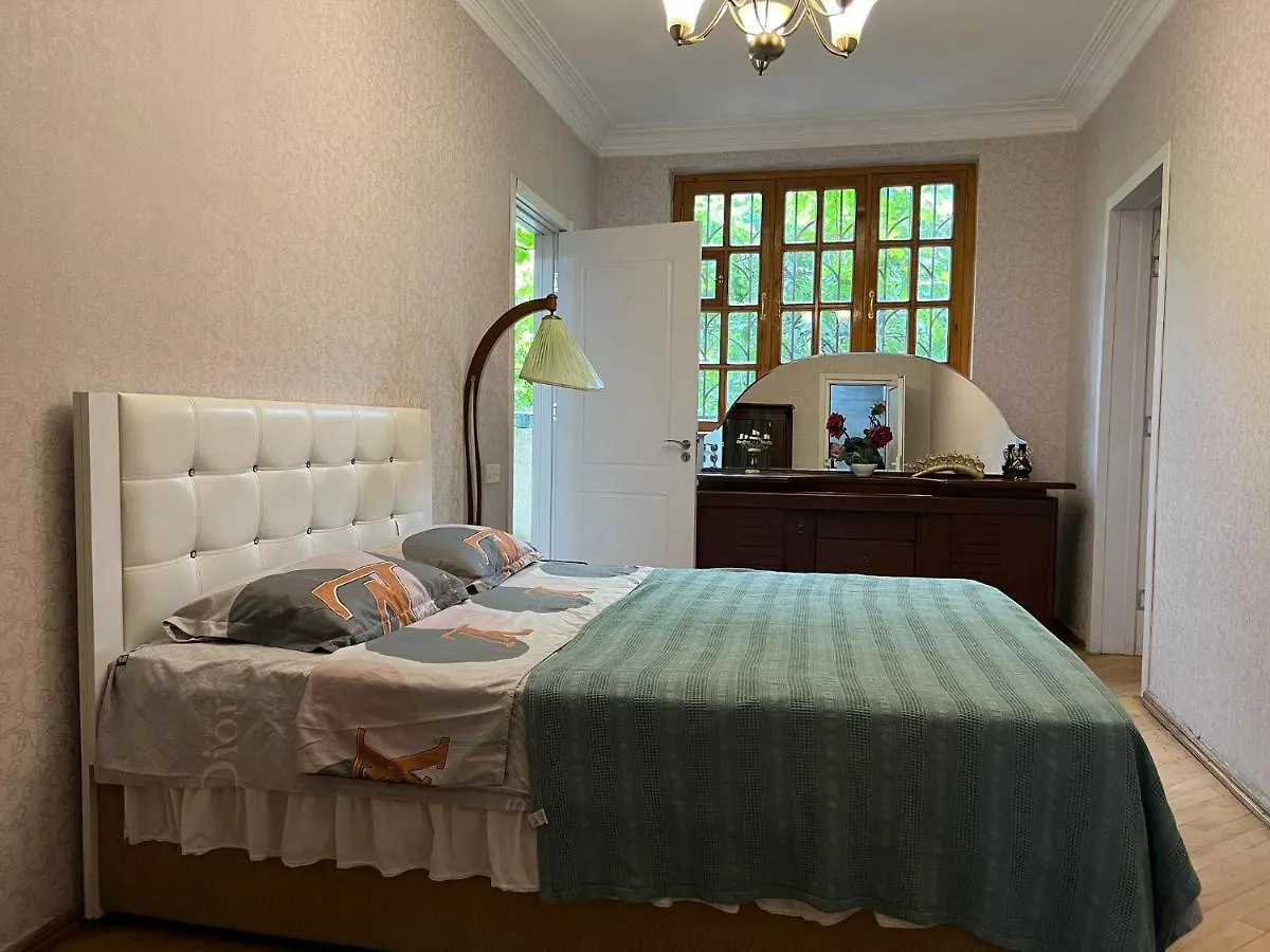 A Sweet Home With A Garden In The Heart Of Tbilisi